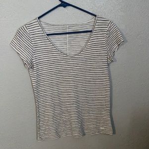 American Eagle size small top.